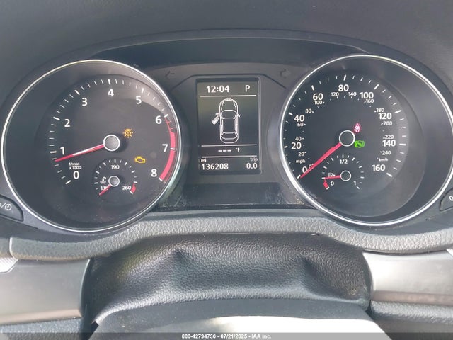 1VWDT7A37HC031148 Volkswagen 1.8 tsi