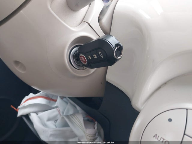 Fiat 500 2018 3C3CFFEH1JT425703 Image 11