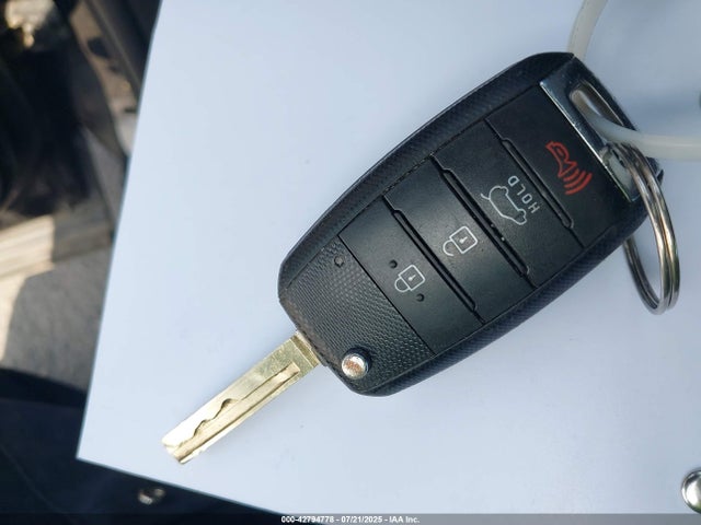 5XYPG4A3XJG347499 KIA Sorento 2.4l Lx