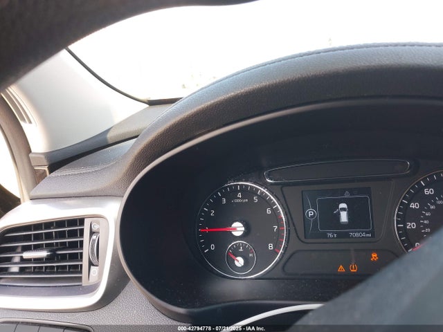 5XYPG4A3XJG347499 KIA Sorento 2.4l Lx