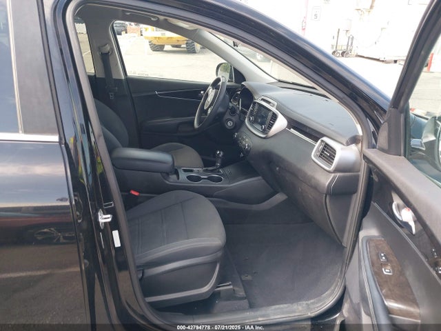 5XYPG4A3XJG347499 KIA Sorento 2.4l Lx