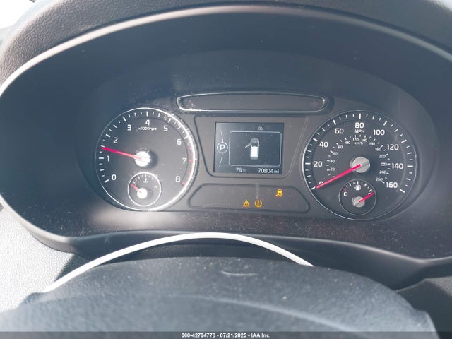 5XYPG4A3XJG347499 KIA Sorento 2.4l Lx