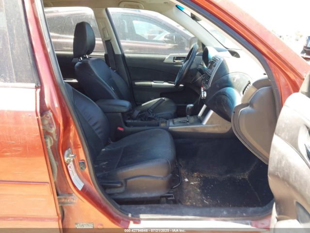 2011 SUBARU FORESTER JF2SHBEC3BH740597 Photo 4