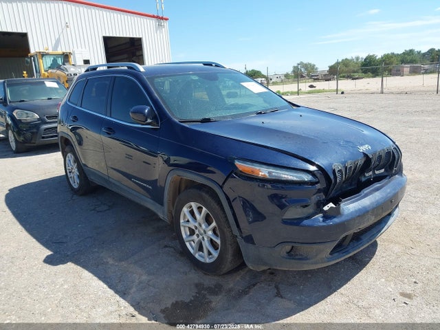 1C4PJLCB9GW293687 Jeep 2016