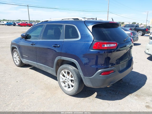 1C4PJLCB9GW293687 Jeep 2016