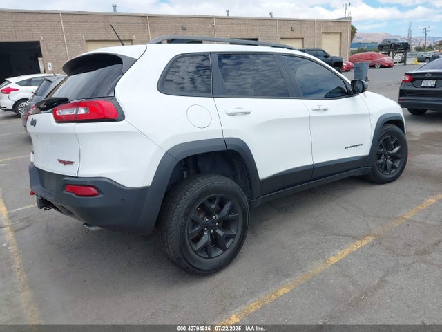 1C4PJMBS8FW661234 Jeep Cherokee
