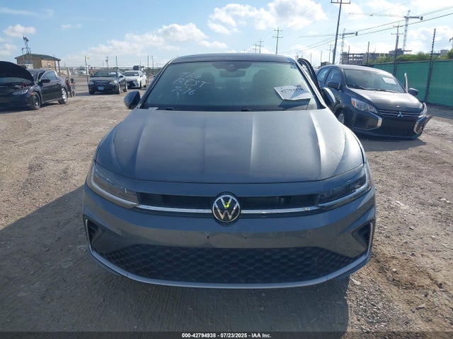 3VW7X7BU8SM071995 Volkswagen tsi