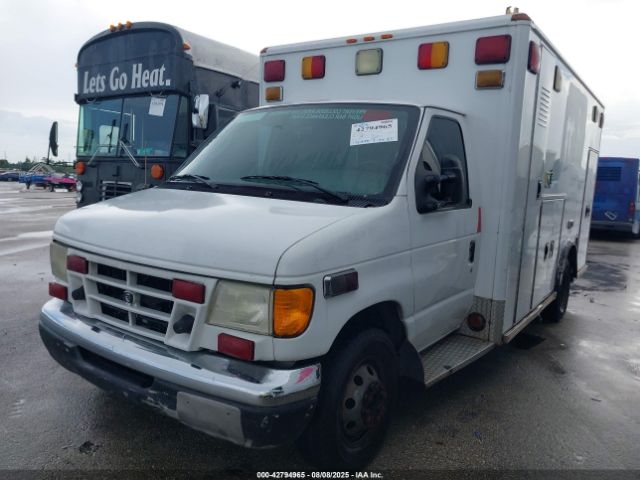 2003 FORD E-450 CUTAWAY 1FDXE45F13HB49037 Photo 1