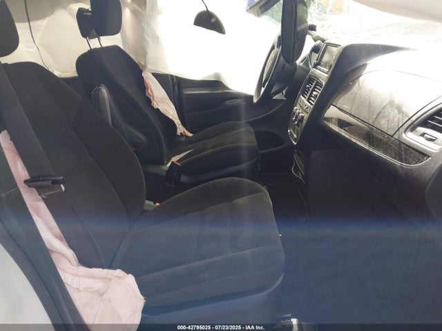 Dodge 2018 2018 2C4RDGBG7JR199652 Image 5
