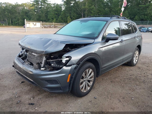 Volkswagen Tiguan 2018 3VV0B7AX3JM105341 Image 2
