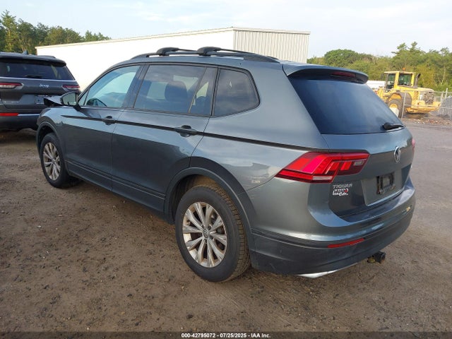 Volkswagen Tiguan 2018 3VV0B7AX3JM105341 Image 3