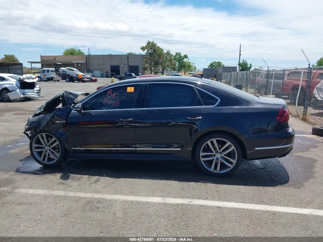 1VWDT7A3XHC010889 Volkswagen tsi