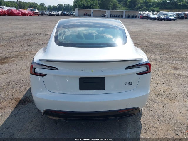 5YJ3E1ET1SF028403 Tesla MODEL 3