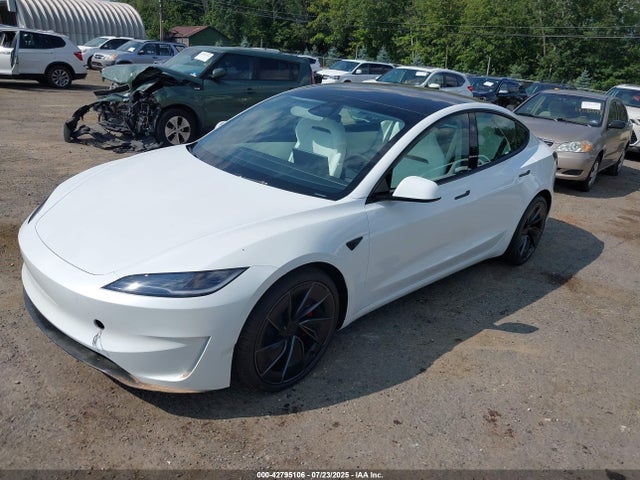 5YJ3E1ET1SF028403 Tesla MODEL 3