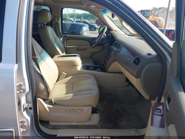 2013 CHEVROLET TAHOE 1GNSKBE04DR255492 Photo 4