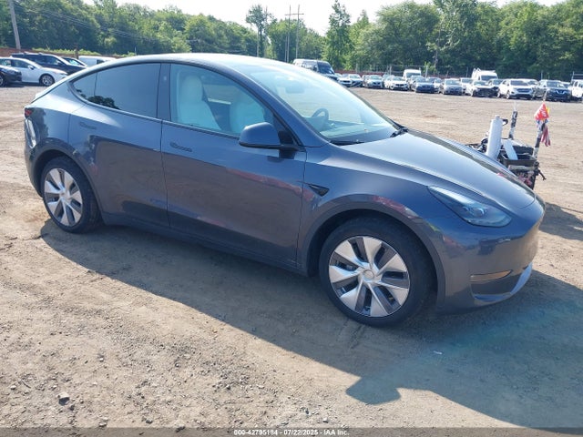 2023 TESLA MODEL Y 7SAYGAEE9PF873334 Photo 0