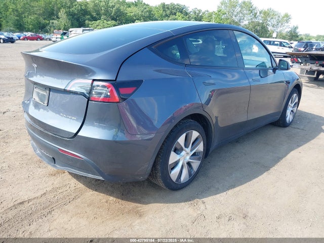 2023 TESLA MODEL Y 7SAYGAEE9PF873334 Photo 3