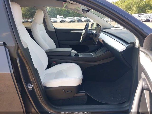 2023 TESLA MODEL Y 7SAYGAEE9PF873334 Photo 4