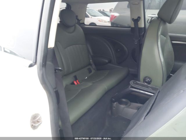 2011 MINI COOPER WMWSU3C56BT093403 Photo 7