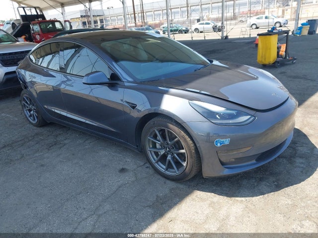 2021 TESLA MODEL 3 5YJ3E1EA4MF940105 Photo 0