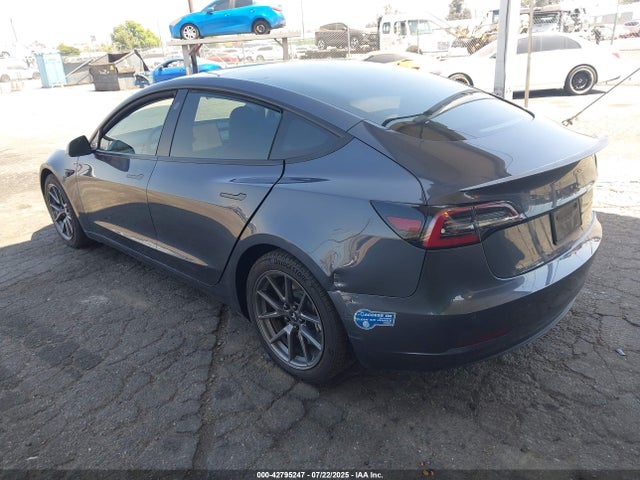 2021 TESLA MODEL 3 5YJ3E1EA4MF940105 Photo 2