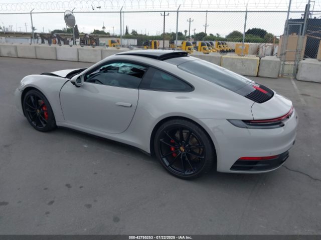 2024 PORSCHE 911 WP0AA2A97RS208517 Photo 2