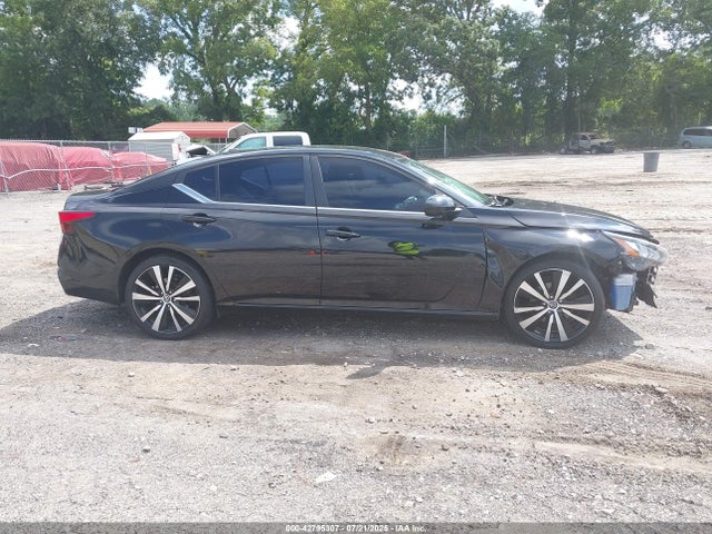 Nissan 2019 2019 1N4BL4CVXKC163812 Image 13