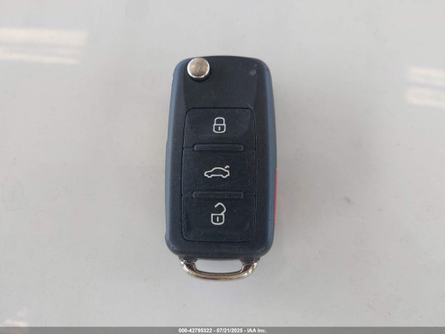 3VWL17AJXEM391248 Volkswagen 2014