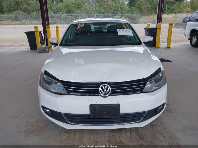 3VWL17AJXEM391248 Volkswagen 2014