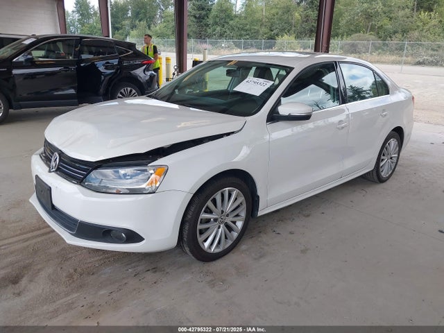 3VWL17AJXEM391248 Volkswagen 2014