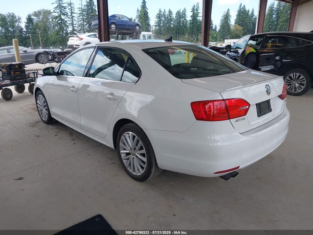 3VWL17AJXEM391248 Volkswagen 2014
