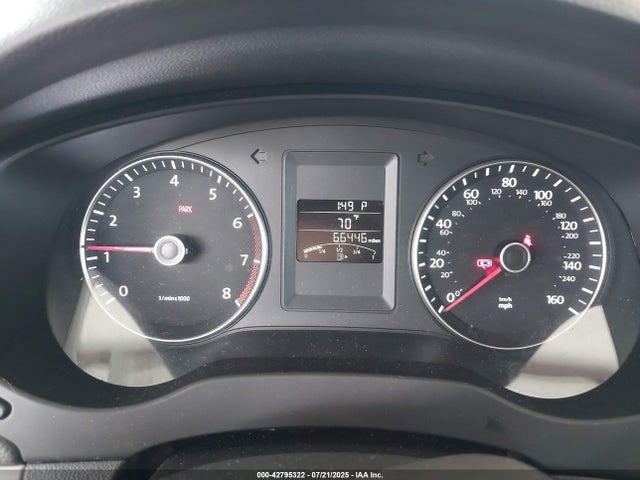 3VWL17AJXEM391248 Volkswagen 2014
