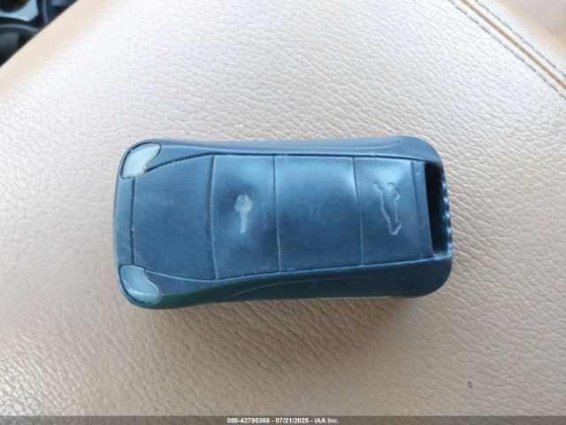 2004 PORSCHE CAYENNE WP1AB29P84LA71315 Photo 10
