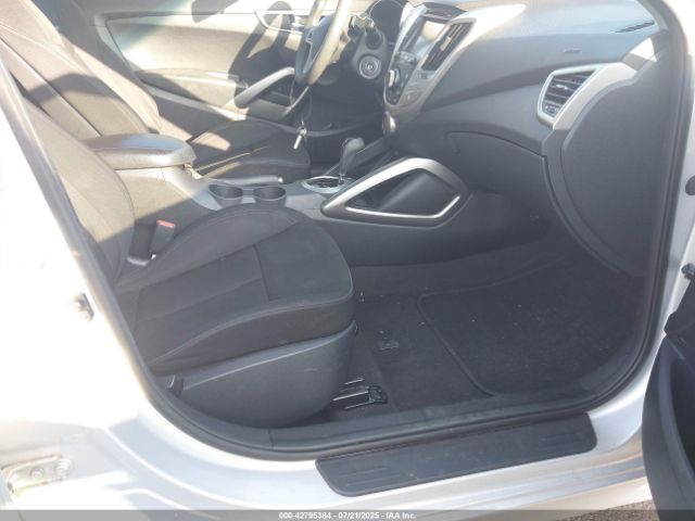 2015 HYUNDAI VELOSTER KMHTC6AD8FU224235 Photo 4