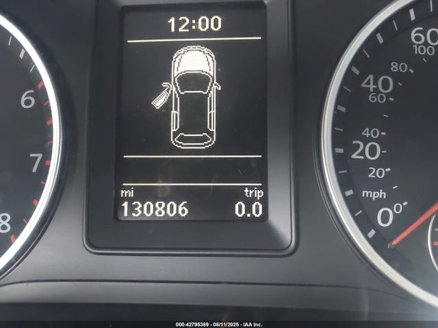 WVGAV3AX3EW103805 Volkswagen Tiguan