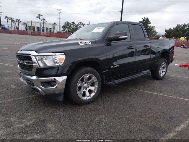 1C6RREBT9NN173664 RAM 1500 Big Horn 4x2 6&#039;4 Box