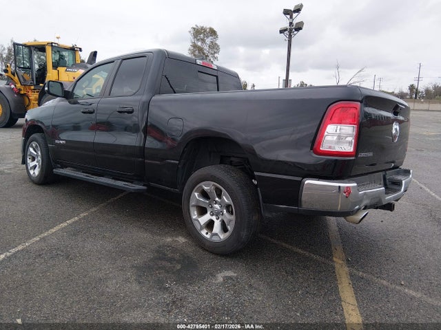 1C6RREBT9NN173664 RAM 1500 Big Horn 4x2 6&#039;4 Box