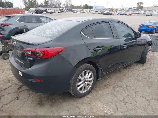 3MZBM1V74FM207468 Mazda pe
