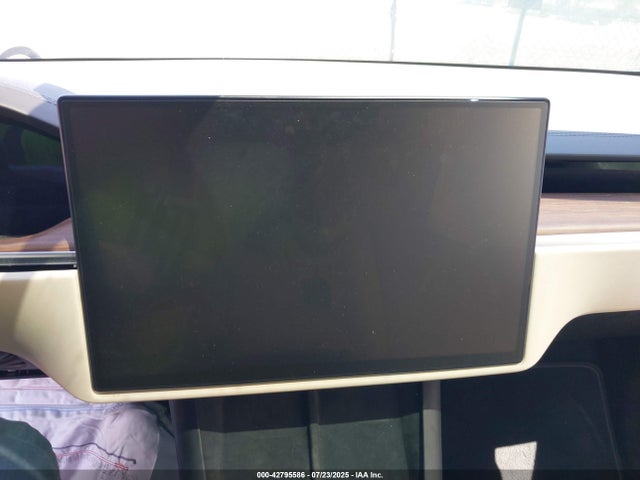Tesla 2023 2023 7SAXCDE50PF416968 Image 7