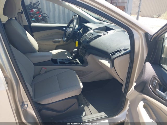 1FMCU0G9XHUE16370 Ford 2017