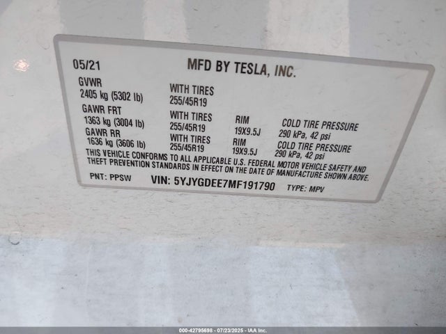 2021 TESLA MODEL Y 5YJYGDEE7MF191790 Photo 8