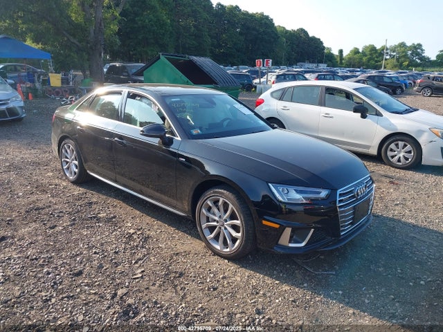 2019 AUDI A4 WAUENAF4XKN006611 Photo 0
