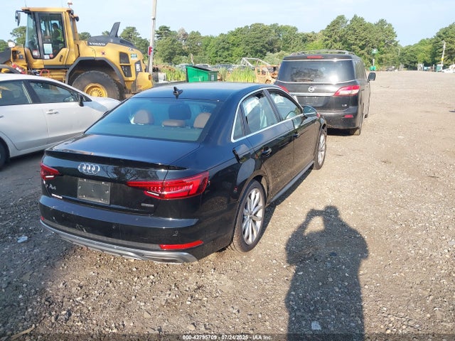 2019 AUDI A4 WAUENAF4XKN006611 Photo 3