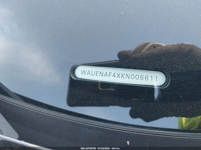 2019 AUDI A4 WAUENAF4XKN006611 Photo 8