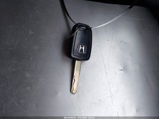 1HGCR2F57GA175823 Honda k24w1