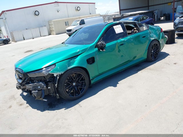 BMW M5 2025 WBS83FK03SCT90239 Image 2