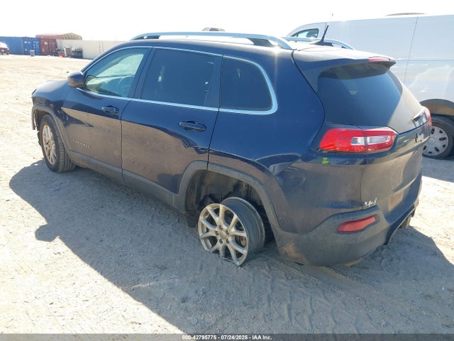 1C4PJLCSXGW257376 Jeep Cherokee