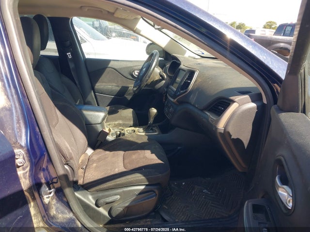 1C4PJLCSXGW257376 Jeep Cherokee