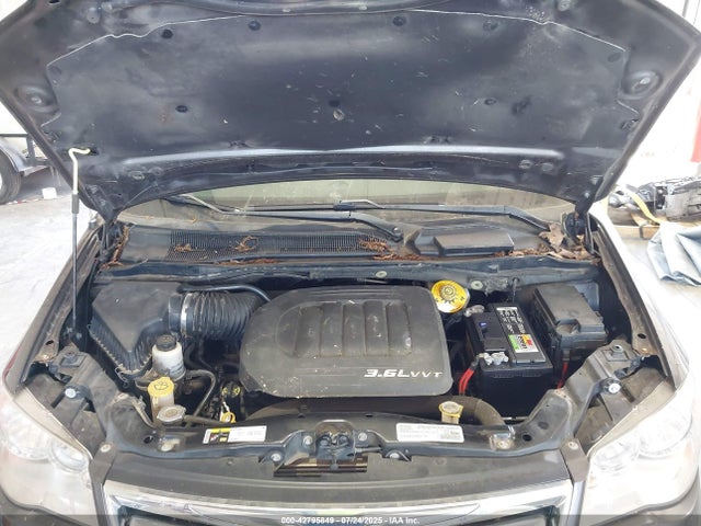 2C4RC1BG6GR156896 Chrysler Town and Country