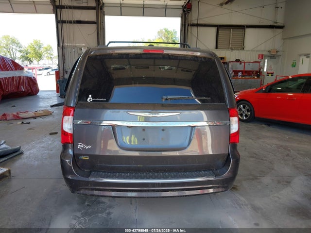 2C4RC1BG6GR156896 Chrysler Town and Country